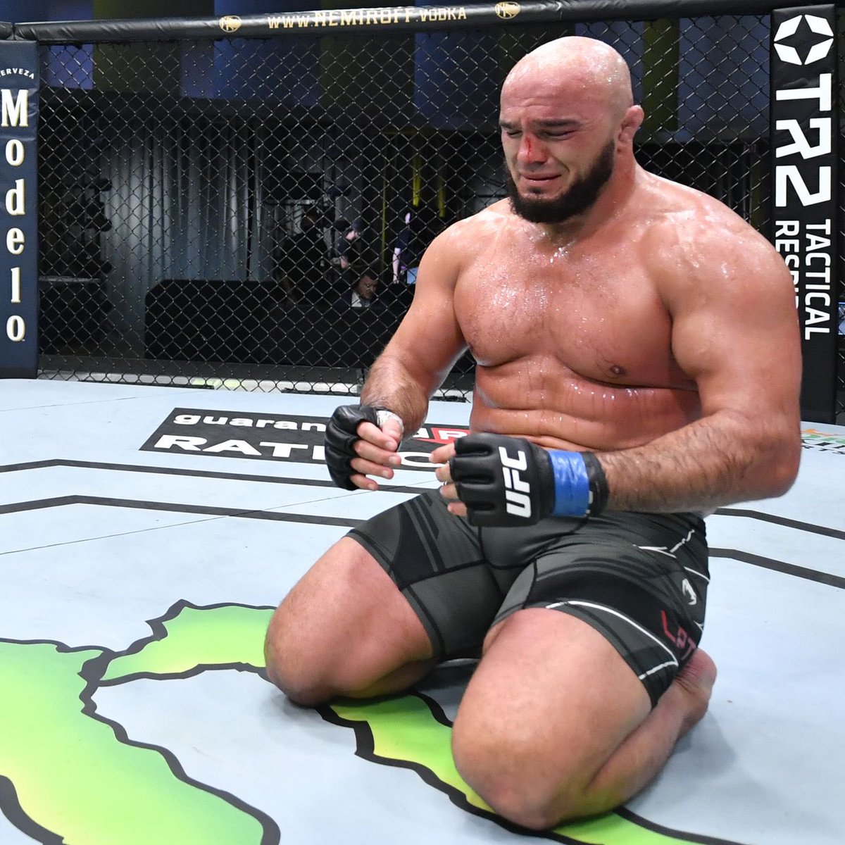 🚨| The NSAC has temporarily suspended Ilir Latifi after he admitted to having a staph infection during his post-fight interview after beating Aleksei Oleinik at #UFCVegas61.

[per @MMAJunkie]

#UFCVegas61 #UFC #MMA