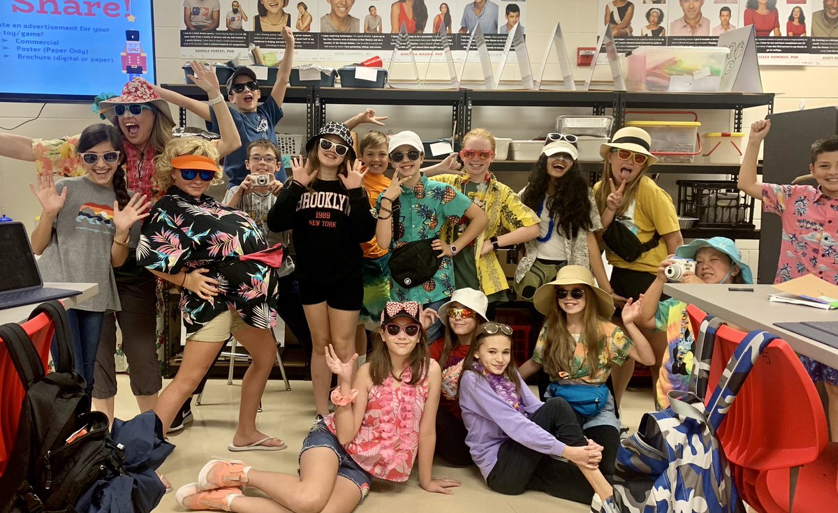 stanleyStyleGT's tweet photo. Teaching middle school is no vacation but it sure can be a lot of fun! @MISDRiverValley @MidwayISD #GATEwideOpen https://t.co/8qZ3LCexKx