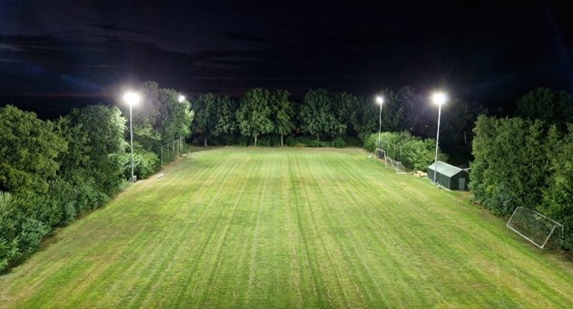 VV Wapserveen verduurzaamt met nieuwe ledverlichting op trainingsveld!

Door enkele grote sponsoren is het gelukt om dit mooie project te realiseren. 

<a href="/VermilionEnergy/">Vermilion Energy</a>, #BercoopFonds, #BoermarkeWapserveen #OndernemersfondsWesterveld  #JPLedVerlichting, dank voor de sponsoring!