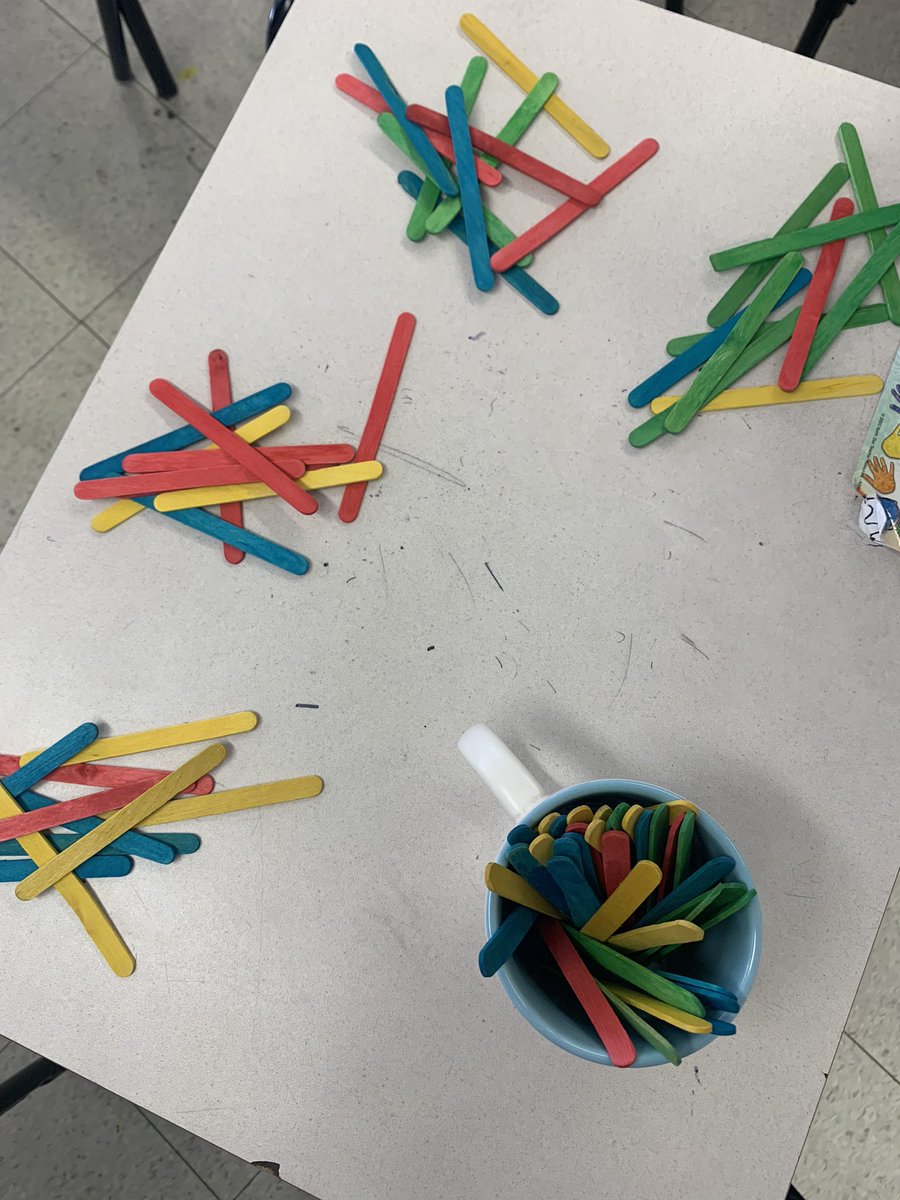 Another fun math challenge! After students made their estimates (sticks were in a clear jar originally!), we started to count. When we reached 40, they had the chance to change their estimate or keep it the same. Some amazing thinking and sharing of strategies @CarletonHeights