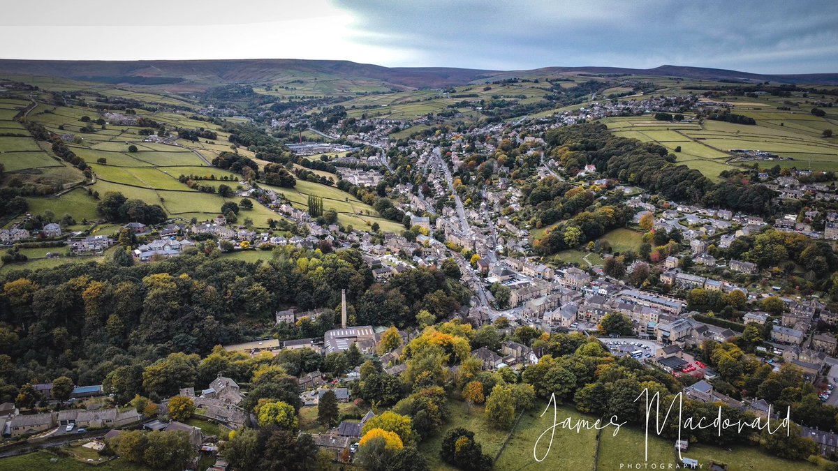 #holmfirth #AutumnVibes 🚁📸🍁🍂
