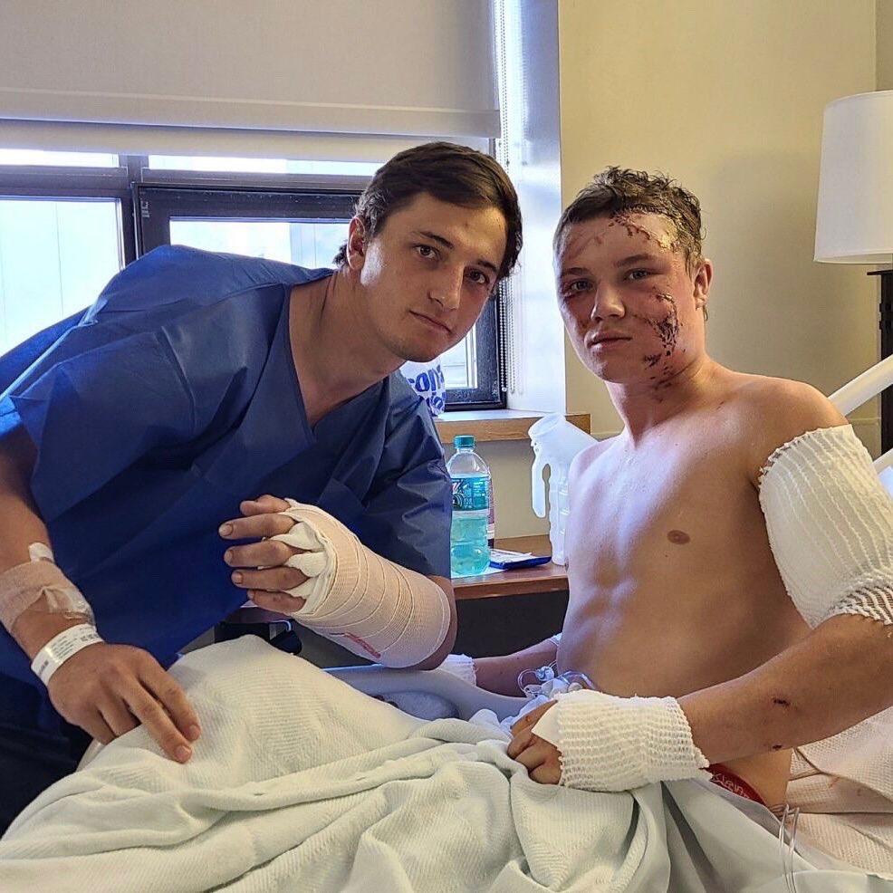 wrestling's tweet photo. Wrestlers are truly built different.

Last Saturday, Northwest College Wrestlings’s Kendell Cummings saved teammate Brady Lowry while he was being mauled by a grizzly bear in Cody, Wyoming, USA. https://t.co/nn9plyYFBd