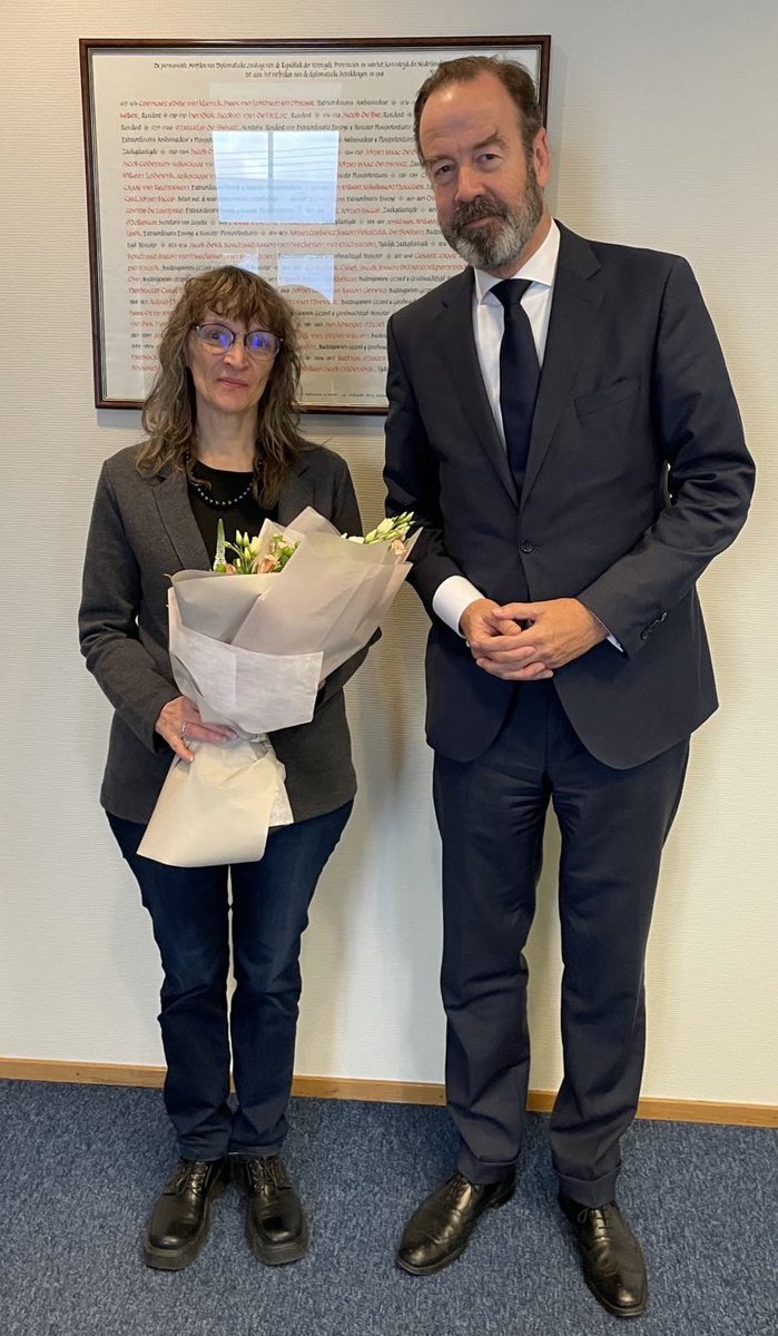 Congratulating Irina Fliege, director of the Memorial Research Centre in St Petersburg, with the Nobel Peace Prize 2022.