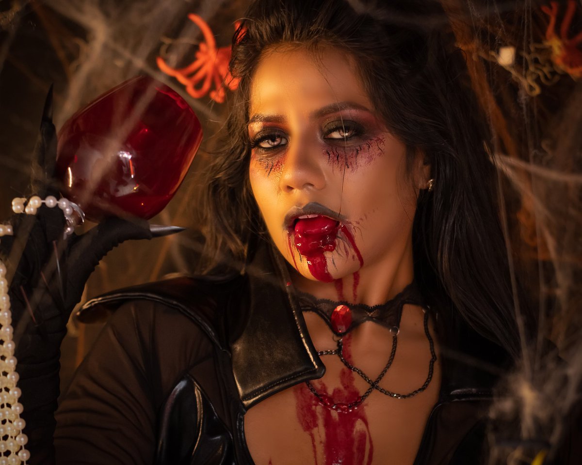 Davphotograp's tweet photo. Halloween 📸

#18DeOctubre #HalloweenEnds #fotografia https://t.co/xqVeTM7PYx
