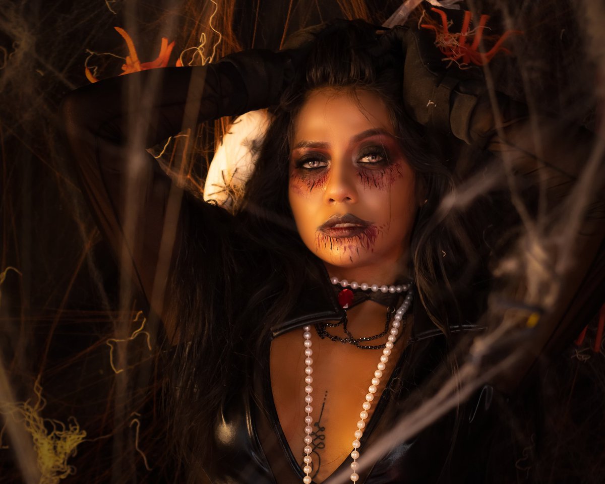 Davphotograp's tweet photo. Halloween 📸

#18DeOctubre #HalloweenEnds #fotografia https://t.co/xqVeTM7PYx