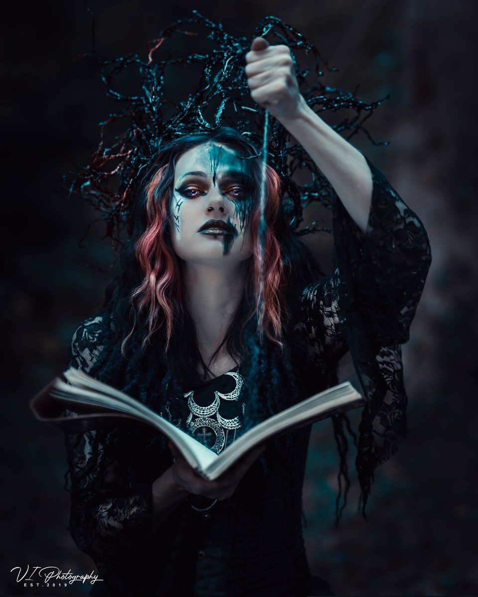Viphotography4's tweet photo. She will put a spell on you... https://t.co/tLYkZBpPBb