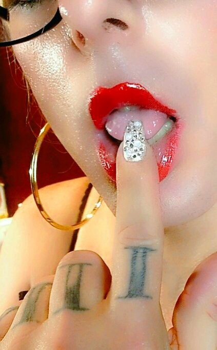 2 pic. Eva Obscene: Amateur Film Professional Slut Throat 🐐. Backdoor Beauty. Trans Princess. PH: https://t.co/KbTJx8uiOa OF: https://t.co/Y5MPF629LD #nsfwtwt #nsfwtwtًً #Trans #bubblebooty #Lipstick #smoking https://t.co/WwQAvXH4XL
