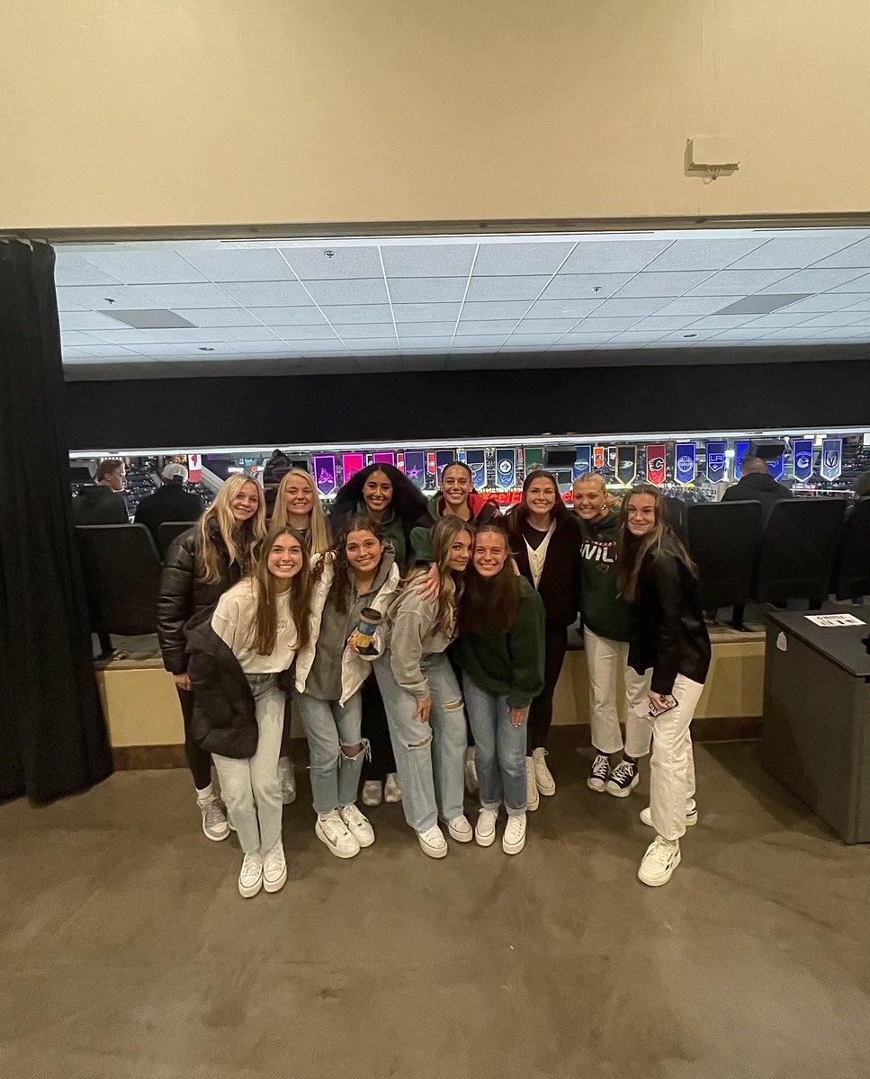 GopherSoccer's tweet photo. We had a great time at the @mnwild game last night!

Thoughts on @meganplaschko16 &amp; @laurendon11’s 🏒 skills? 

#ThisIsHome | #Gophers〽️ | #MNWild https://t.co/6qROvQVC5V