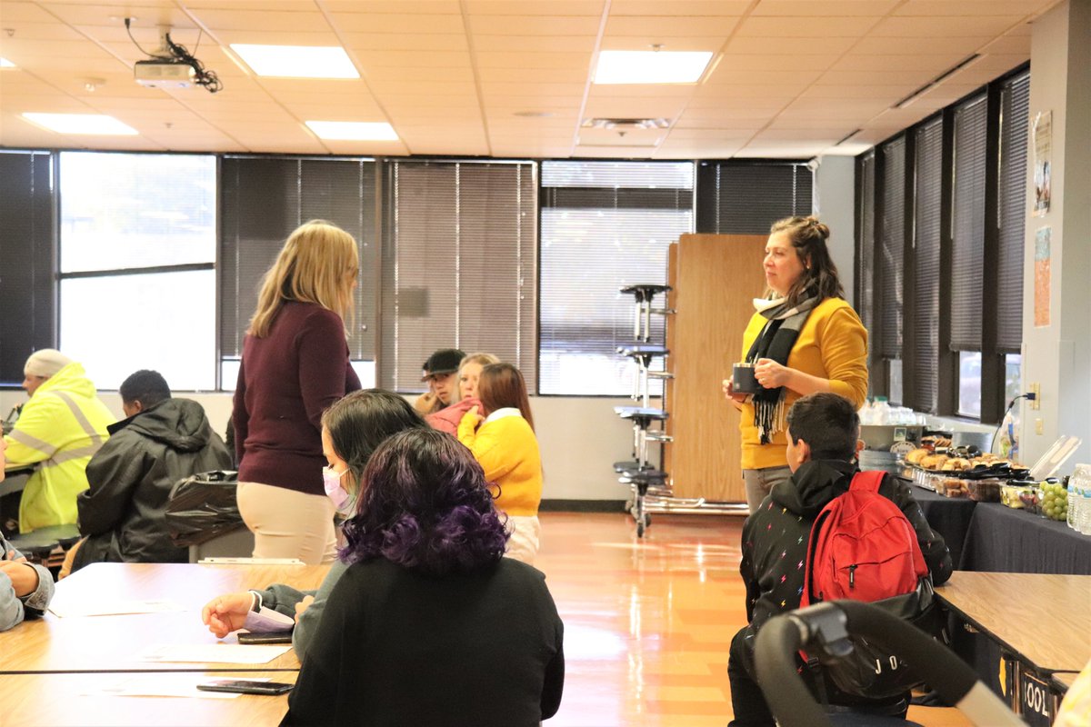 FrontierSchools's tweet photo. FSI Middle Tiger Family, thank you for attending our Parent Academy: Pastries with Parents today! We had a great time speaking with you all while enjoying a light breakfast. 🍩☕️

See you at our next event! 👋 #FSIMiddle #ParentAcademy #PasteriesWithParents https://t.co/vhbe7VPmF7