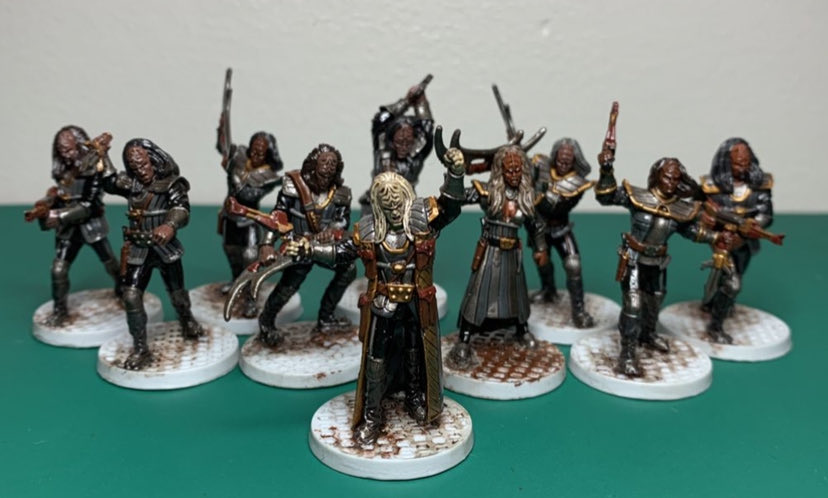 buffstar2020's tweet photo. Miniatures are cool! Quote tweet with 4 of your own miniatures photos and pass it on https://t.co/F6lFeqT99X