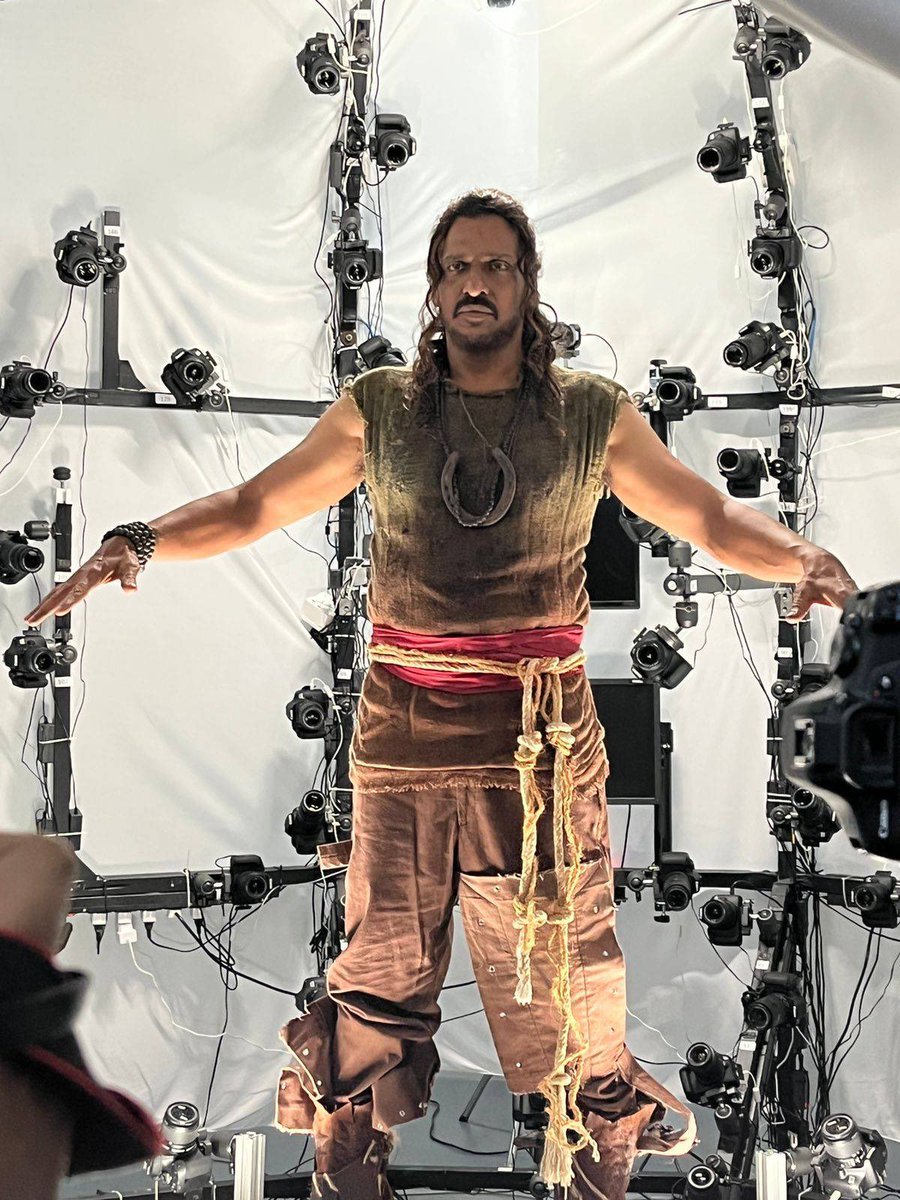 PoojaSuniramana's tweet photo. #UI #uithemovie #UImovie #Upendra #upendradirection
@nimmaupendra https://t.co/X2IuvtbQTE