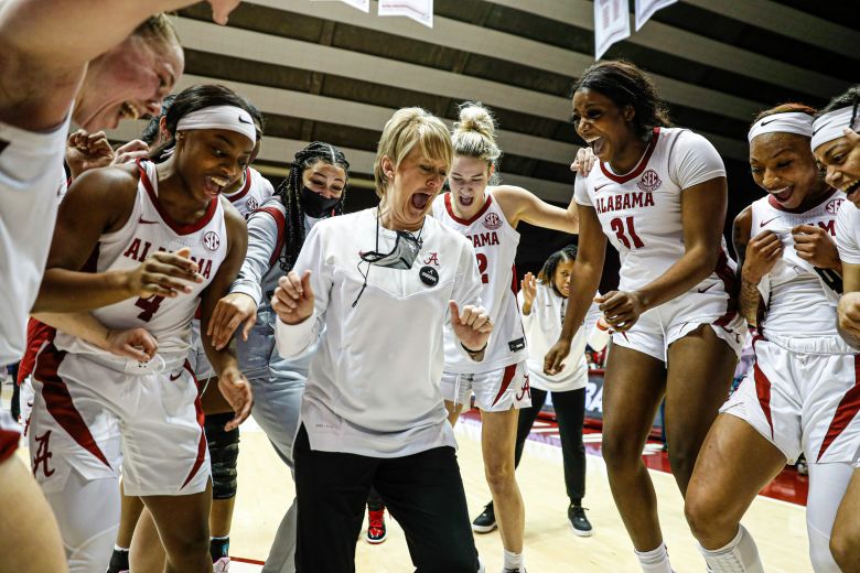 BamaCentral on Twitter "Alabama Women's Basketball Using OffTheCourt