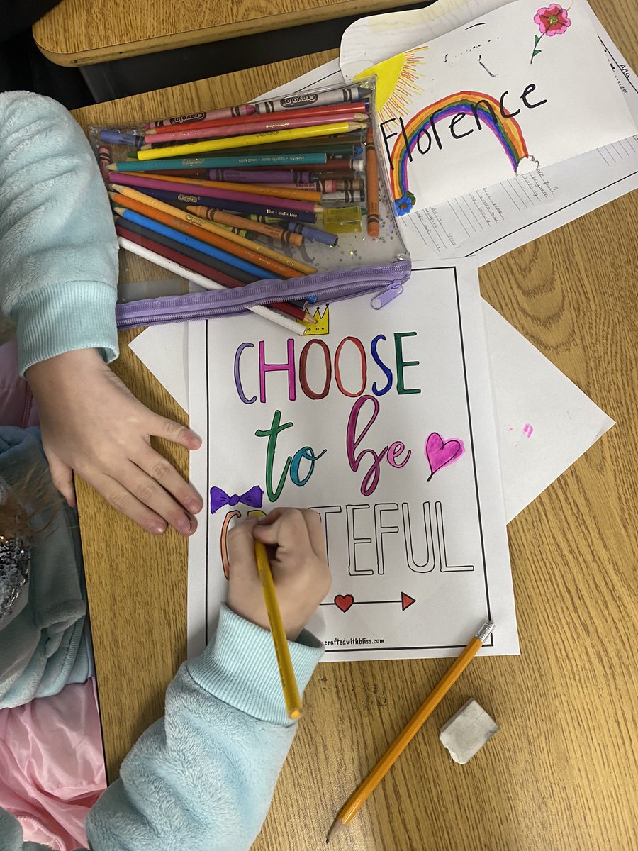 MrsLauraAbel's tweet photo. Today we worked on our letters to our residents at @Tansley_Woods retirement home! We can’t wait to finish them up so they can be delivered! @silwrdsb #newfriends #penpals #positivityandrelationships https://t.co/7AaoUggHld