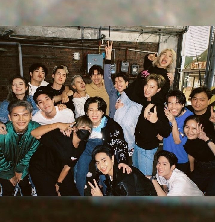 usnttrspace's tweet photo. [IG] Us in Tong's (@/tongthk) post

@usnttr #usnttr #OurUs https://t.co/HI3AV5sOgo