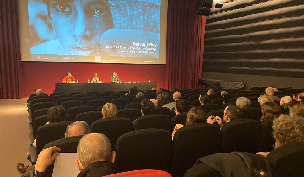 🎬 Arriba la #MostraCinemaEspiritual22 de Catalunya més reivindicativa!

🎥 La dinovena edició del cicle de #cinema compta amb més de 20 llargmetratges i gairebé un centenar de projeccions que us descobrirem, dia a dia, a través de les nostres xarxes socials! 👇🏼👇🏼