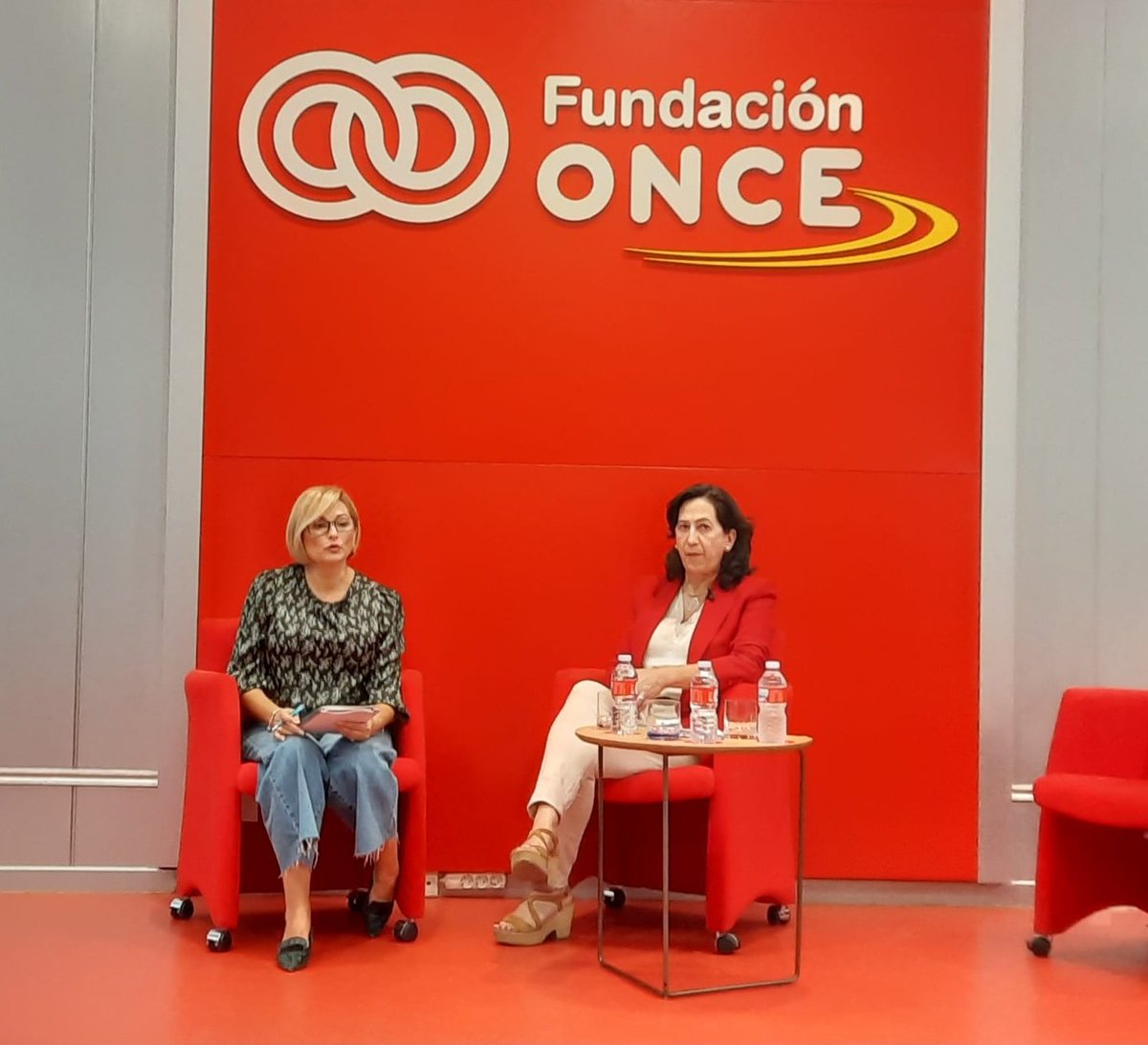 PlenaMadrid's tweet photo. 📸 Celebramos nueva sesión informativa para familias sobre el testamento.

👉 Ofrecemos información especializada a personas con discapacidad intelectual, familiares y profesionales a través del Servicio de Información y Orientación que gestionamos con @MADRID. https://t.co/6ioeh5ov1M