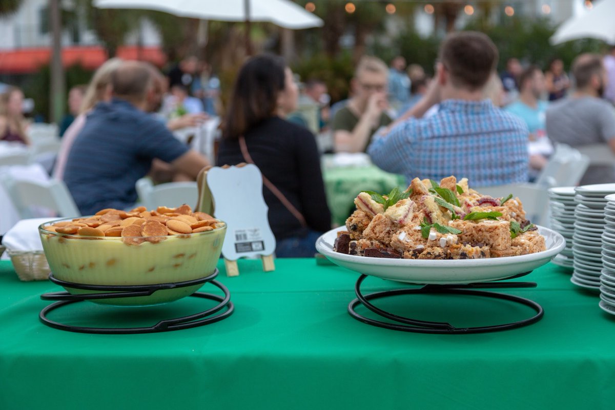 planitincevents's tweet photo. Calling all foodies! 

The pros at planit inc. can whip up an event menu that fits all the dietary needs of your attendees, from vegetarian to gluten-free. Take a look at a few of the bits and bites we've curated over the years, but try not to get too hungry! https://t.co/2SKoth0EzB