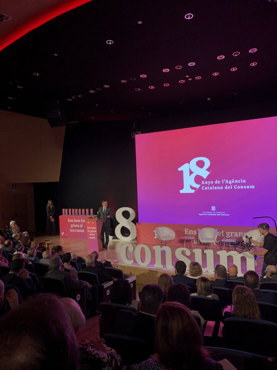 18 anys de <a href="/consumcat/">Consum</a> organisme essencial en la defensa dels drets de les persones consumidores. Felicitats! #18Consumcat  @AGBARclients