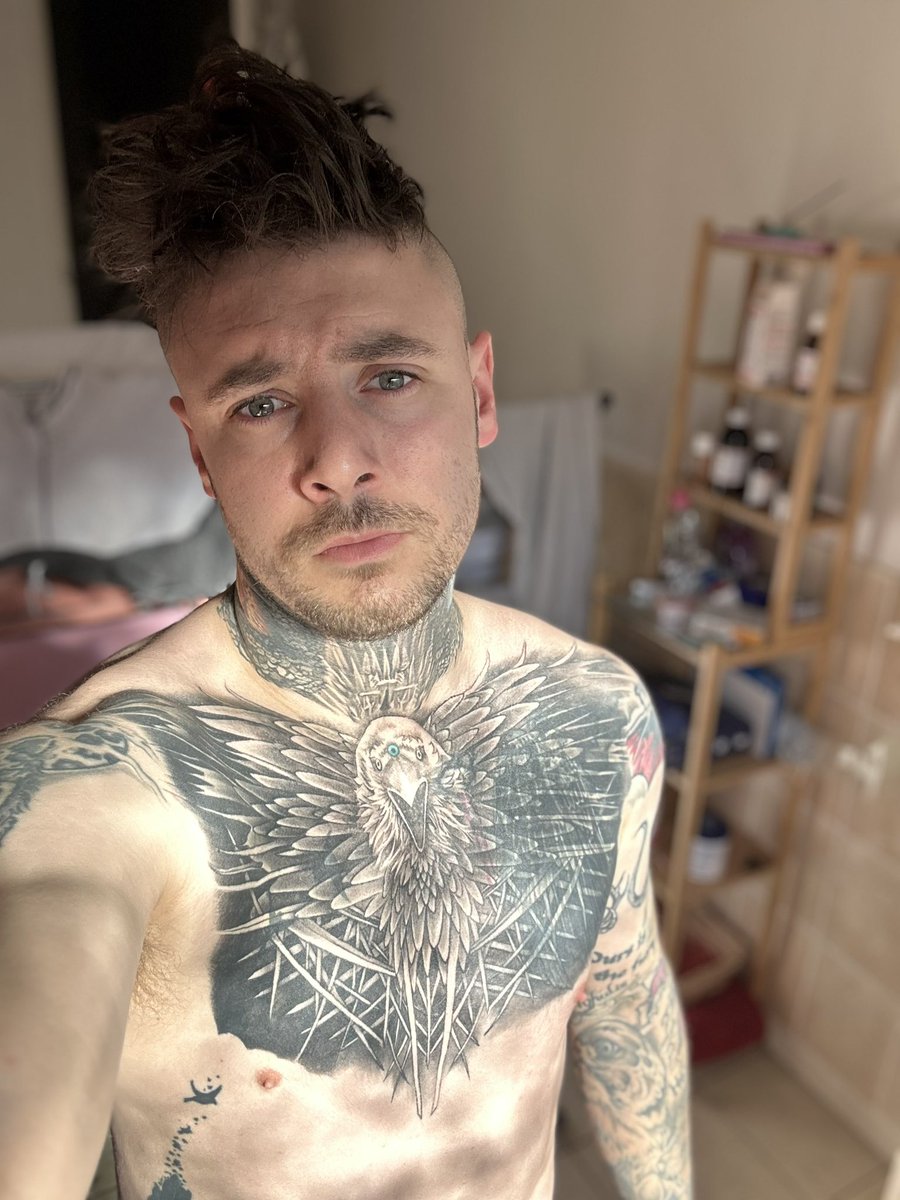 Joey NSFW on Twitter "My bed head this morning 🤣"