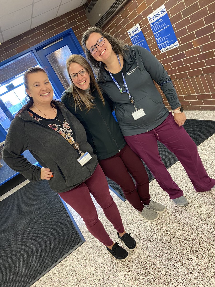 ndwilson1286's tweet photo. Just some of our amazing staff @BF_Intermediate @MrsBelsClass @myrdsm @BFISBSIL #BFISpride https://t.co/LSexI2eCIn