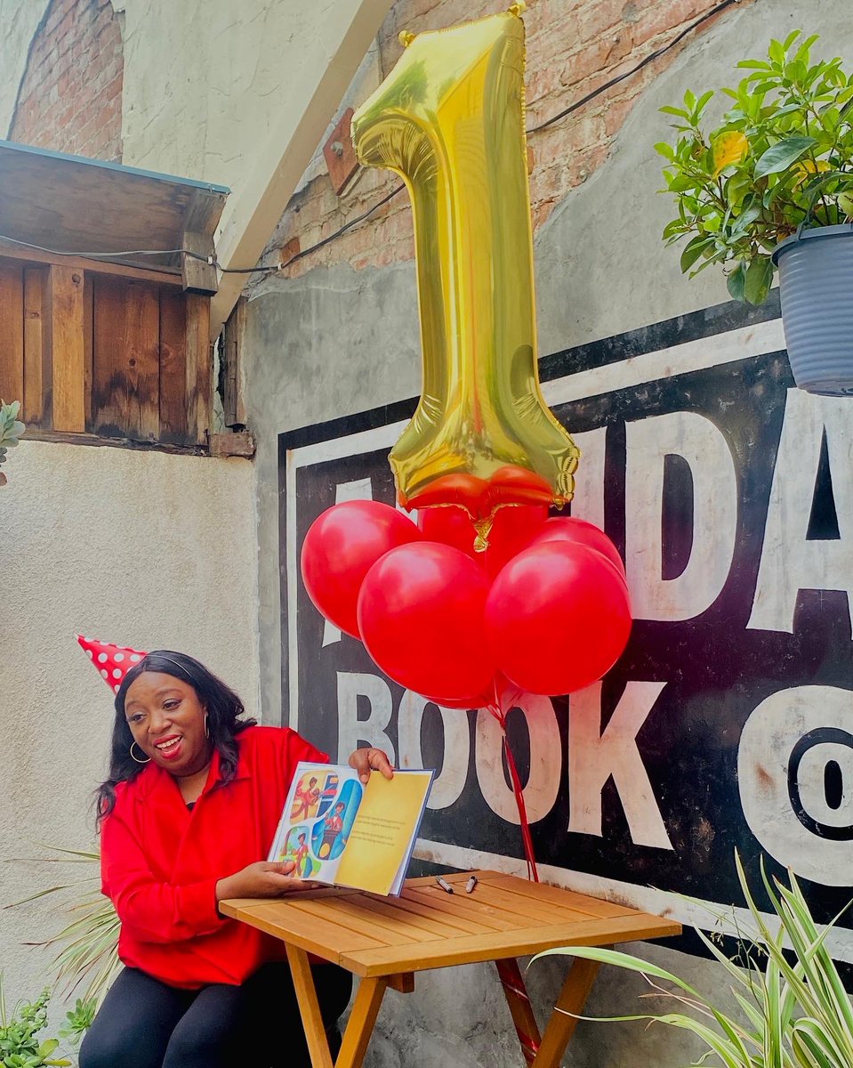 LetitiaCClark's tweet image. Not sure if we’re the first to have a book birthday party, but this was so fun and we think every book deserves a celebration! Happy 1 Year to Mommy is the Mayor! Thanks to @ArvidaBookCo and @SusieCakes!