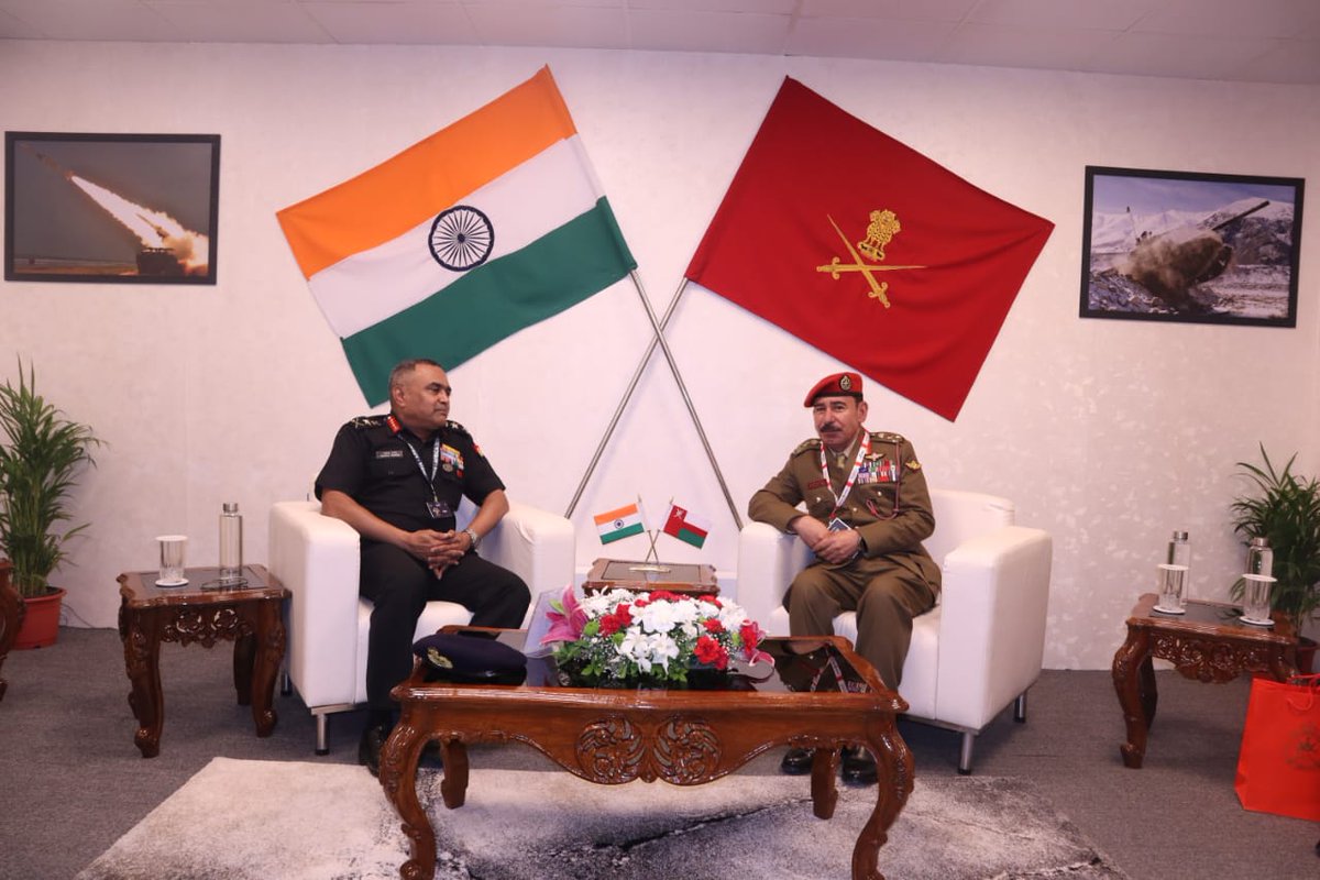 Defence PRO Bengaluru on Twitter "RT adgpi General Manoj Pande COAS interacted with Oman