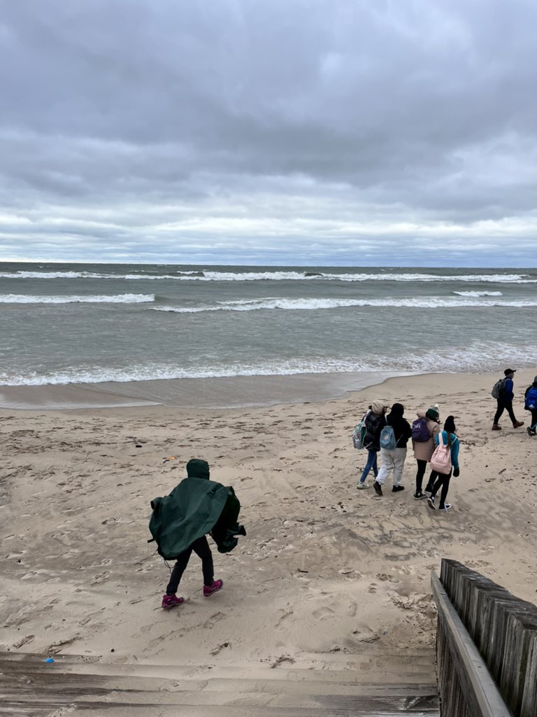 Katie Welsh tweet media