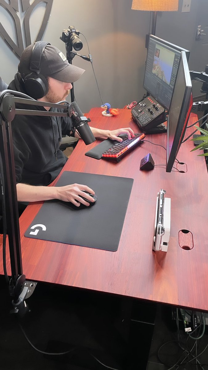 Wyrmwood tweet media