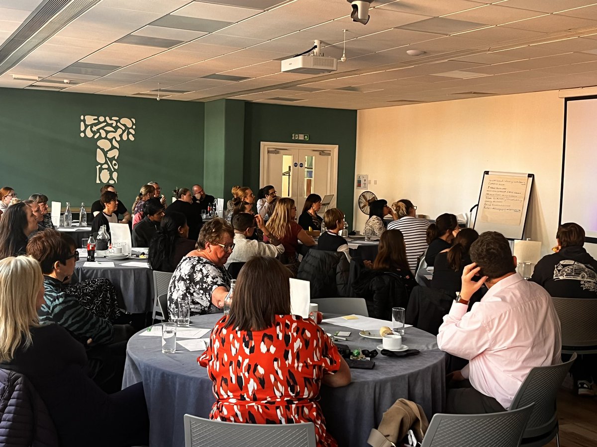 Beth Barron tweet media