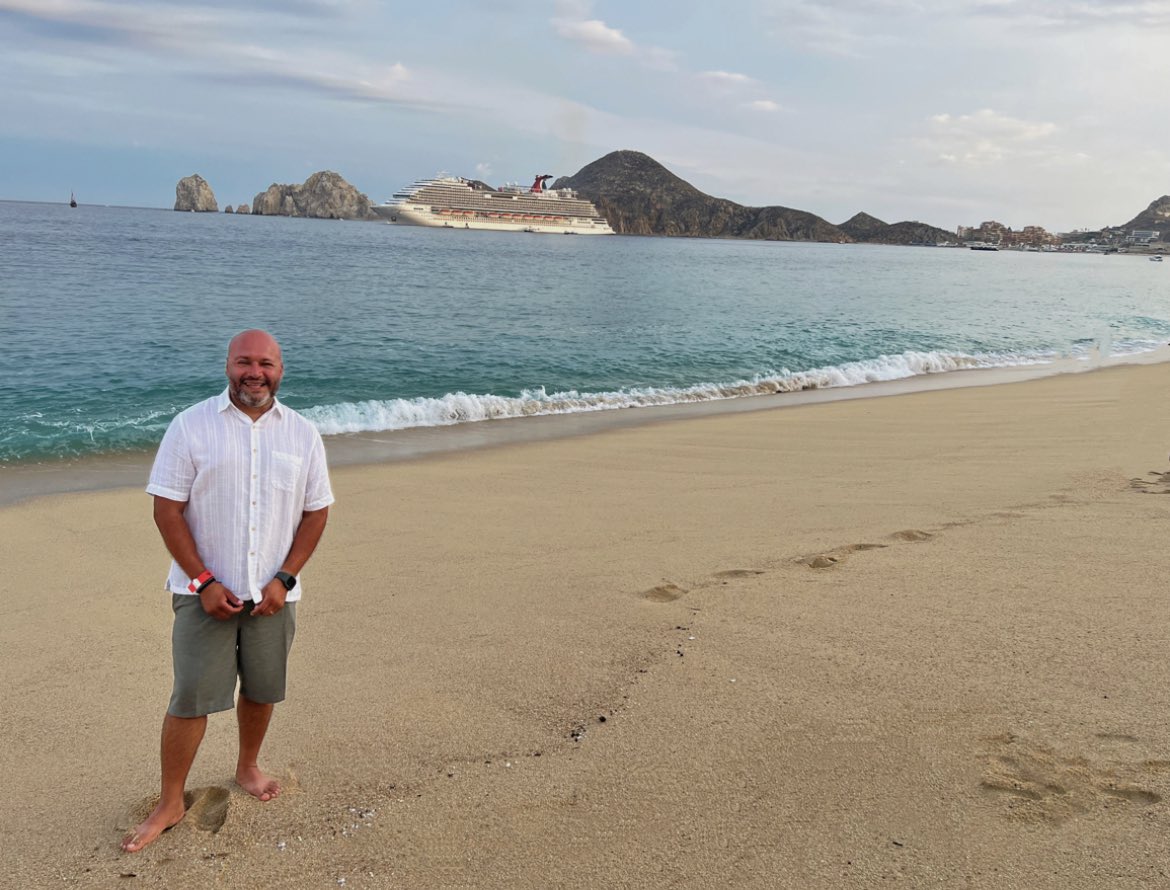 “El Viaje de La Vida” DIOS es AMOR, y hasta hoy… SU AMOR me ha traído hasta este punto del CRUCERO, donde en cada bajada, ha sido una lección. No se donde será la próxima parada,  mientras dure, lo viviré AL MÁXIMO.
GRACIAS DIOS POR ESTE VIAJE, Y A USTEDES POR SER PARTE DE EL ♥️