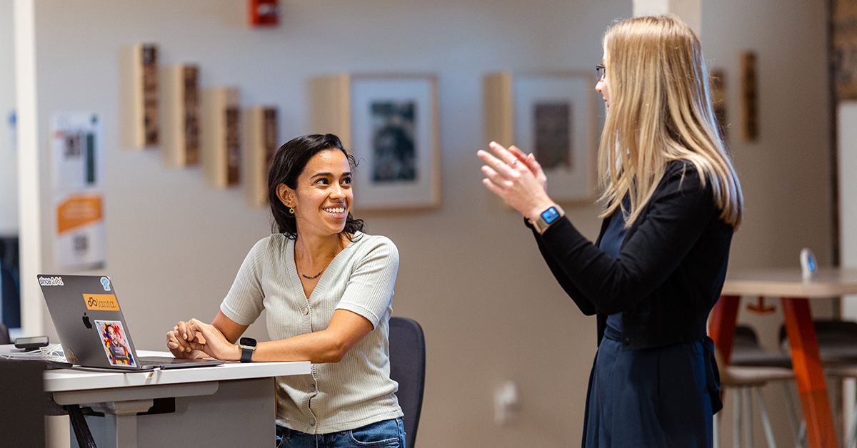 bignerdranch's tweet image. We&apos;re kind and authentic - that&apos;s the BNR difference! We like being around good people and showing them compassion, empathy, and respect.

Learn more about who we are: bit.ly/3P9UkzV.

#BigNerdRanch #CompanyCulture #CompanyValues