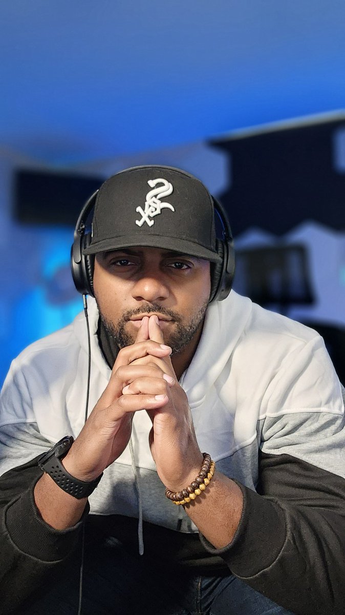 🔴 Live Now On Twitch! 
Twitch.tv/livnglegend 

Positivity is a choice. Chosen in spite of all the hardship faced and obstacles yet to be overcome. 

#twitch #streamer #positivity