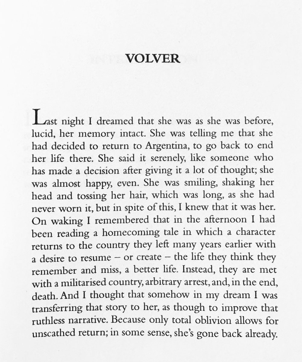 This morning I finished Sylvia Molloy's DISLOCATIONS (trans. @jenniferlcroft & forthcoming from @CharcoPress), a fantastic book about the gradual loss of a friend to memory loss. 'Because only total oblivion allows for unscathed return; in some sense, she's gone back already.'