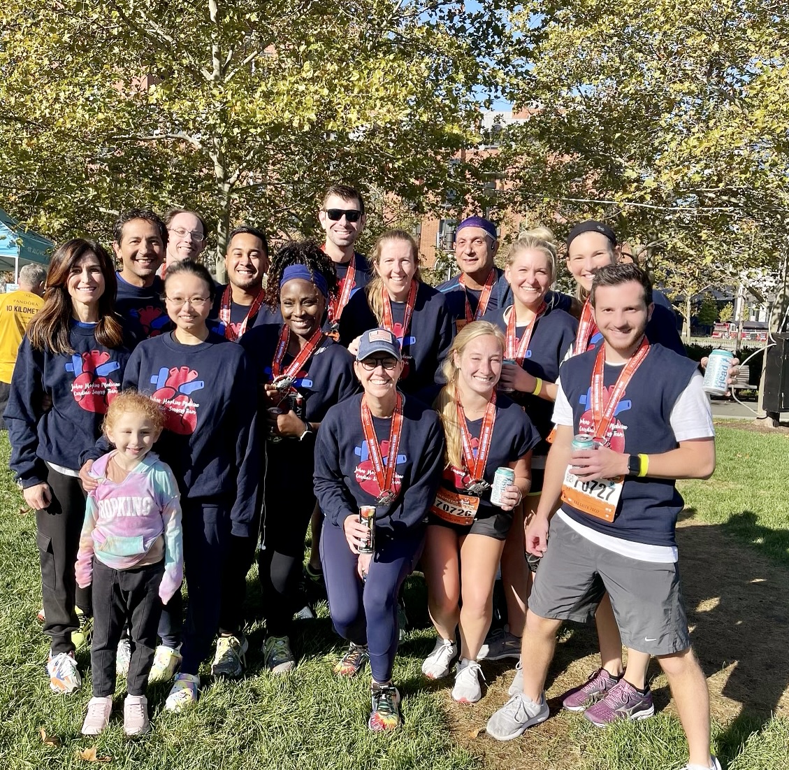 Our Cardiac Surgery team completed the @baltrunfest 10K race this weekend!🏃🏃‍♀️ Thanks to our team members from surgery, anesthesia, perfusion, CVSICU and nursing who joined us! @HopkinsMedicine