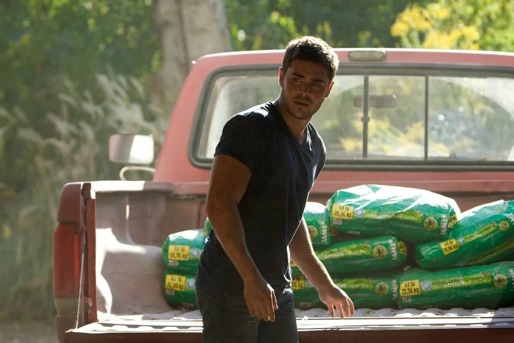 NicholasSparks's tweet photo. Happy Birthday to @ZacEfron who plays #LoganThibault in #TheLuckyOne! I met Zac about 11 years ago when we started filming, and what a joy he was to work with!
Who will be watching the film tonight on #Netflix in honor of #ZacEfron’s birthday? https://t.co/DbU567JSsg