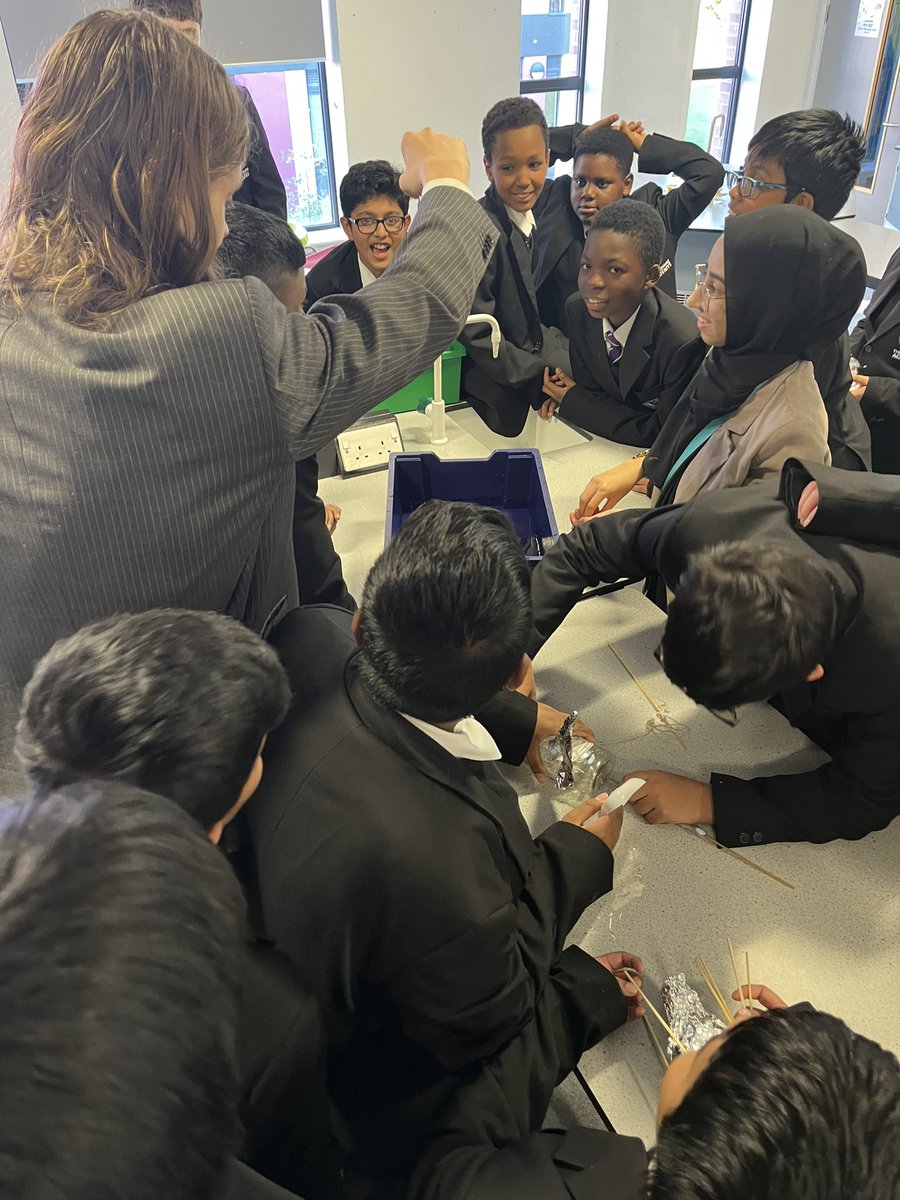 TOAN_Science's tweet photo. KS3 loved our Battleships making challenge tonight at Big Bang Club. Looking forward to next half term! ⚓️🛥️@OldhamAcademy @TOANCoCurClubs https://t.co/ltN8orPgpS