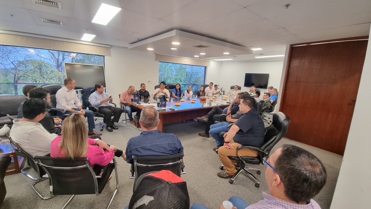 Petropargov's tweet photo. También expresó firme la idea de dar lugar a todas las miradas para que nuestra red sea cada vez más amplia. https://t.co/ZhqVwohVLY