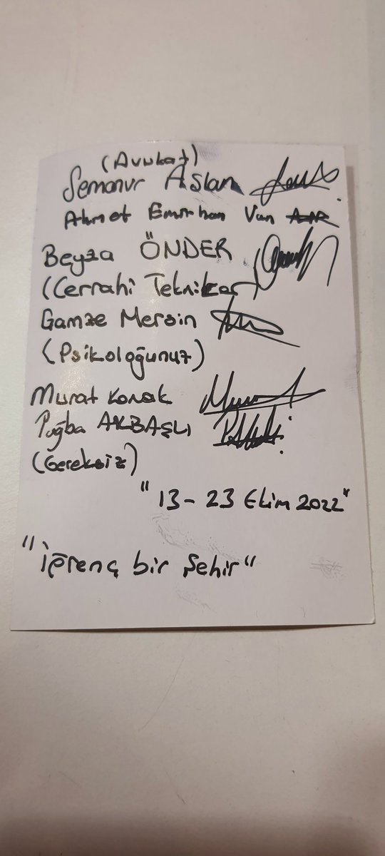 Şehir iğrenç, hatıralar harika. ✌️