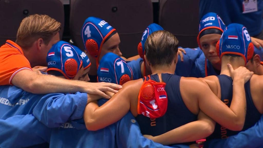 Nederlandse <a href="/waterpolodames/">WaterpoloDamesNL🇳🇱</a> spelen 2-6 november Super Final FINA World League op Tenerife. Lees meer over de selectie, het programma en de 'uitzwaaiwedstrijd' NED-USA op vrijdag 28 oktober 19.30 uur in Utrecht > bit.ly/3SgycW5