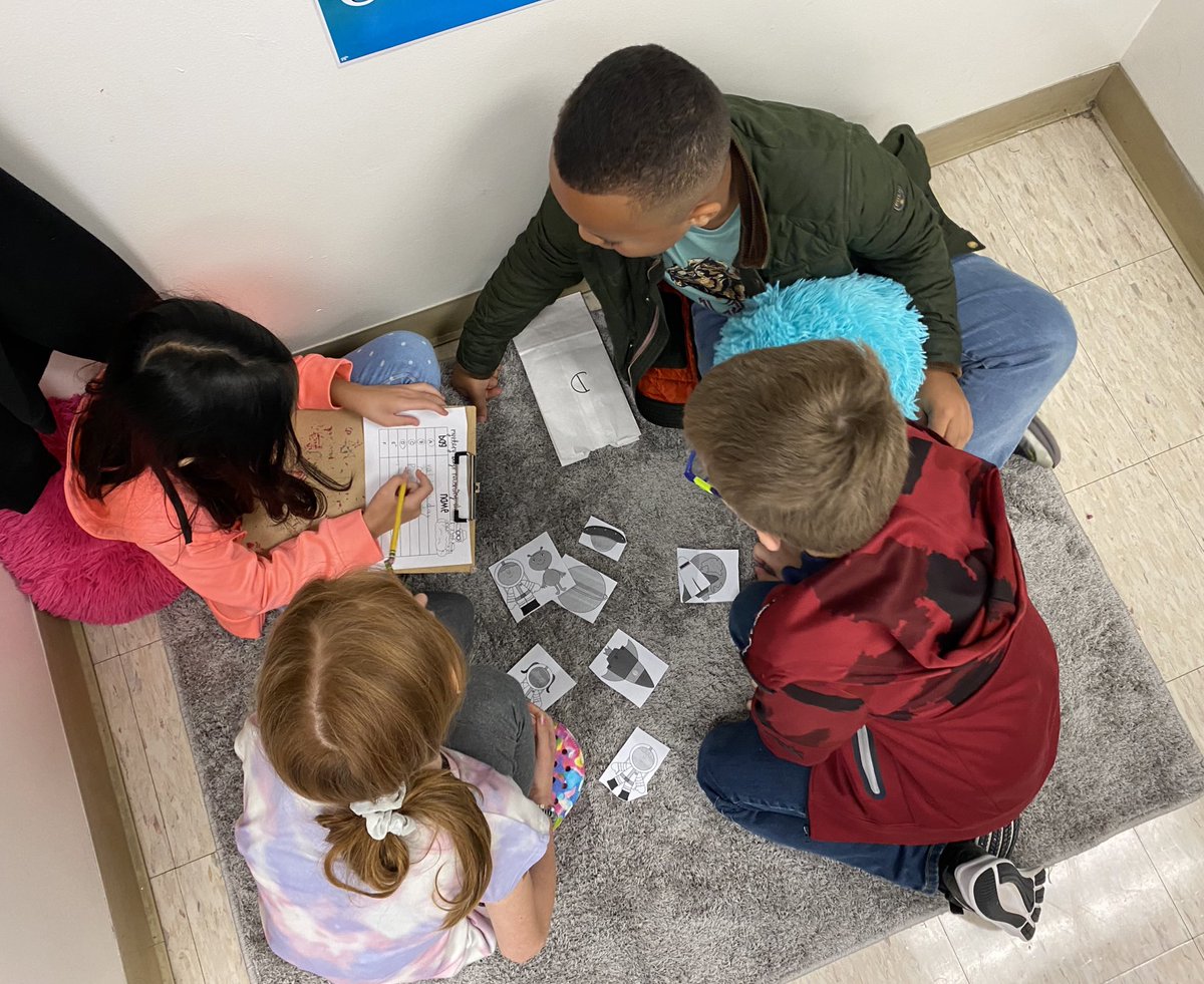 Mrs. Jefferson’s third graders worked collaboratively on an activity that required deeper thinking and keen observation as they were tasked with drawing conclusions from assorted pictures they were given. #isleREAD
