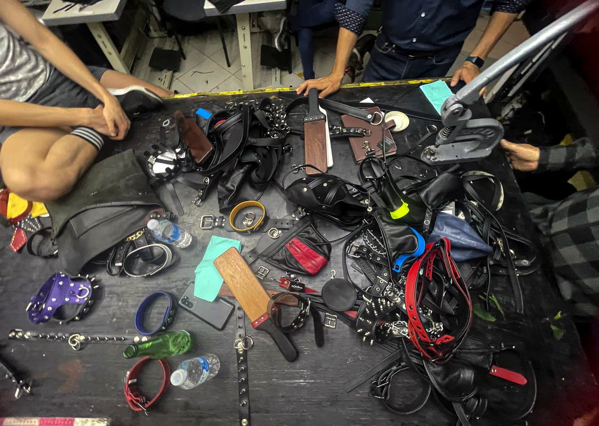ben_mfx's tweet photo. Emocionado de este proyecto que estamos preparando @mexicanjihad y yo para Mexican Jihad & co. para mi cumpleโฆ.#leatheressentials https://t.co/pvWU96XpaO