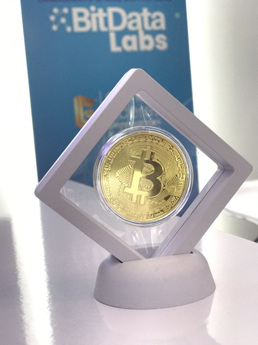 soydechacao's tweet photo. El día de hoy asistí a las cumbres de líderes en empresariales de la mano de #bitdatavzla y @JblancoB https://t.co/QQFCds9dyu