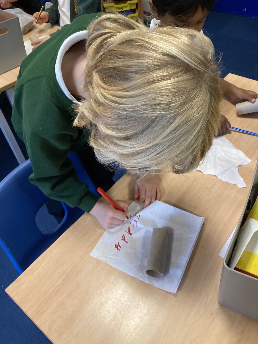 WlpsYear2's tweet photo. 2H were wondering why they needed a loo roll, acorns, twigs and our paper recycling. #creativity #recycling #upcycling #environmentalexperts https://t.co/BKol2m2yvX