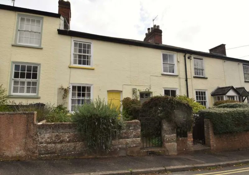 Seddons Estate Agent Devon tweet media