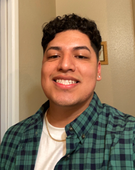 SJDeltaCollege's tweet photo. "I feel confident, I feel prideful, I feel happy. No one can say that I don't belong here." 🫶  #HereToStay This #UndocumentedStudentActionWeek, President of the I Am/Yo Soy organization, Aldo, shares his thoughts on his journey and the new Dreamers Success Center. (1/2) https://t.co/zJsS1ffQl3