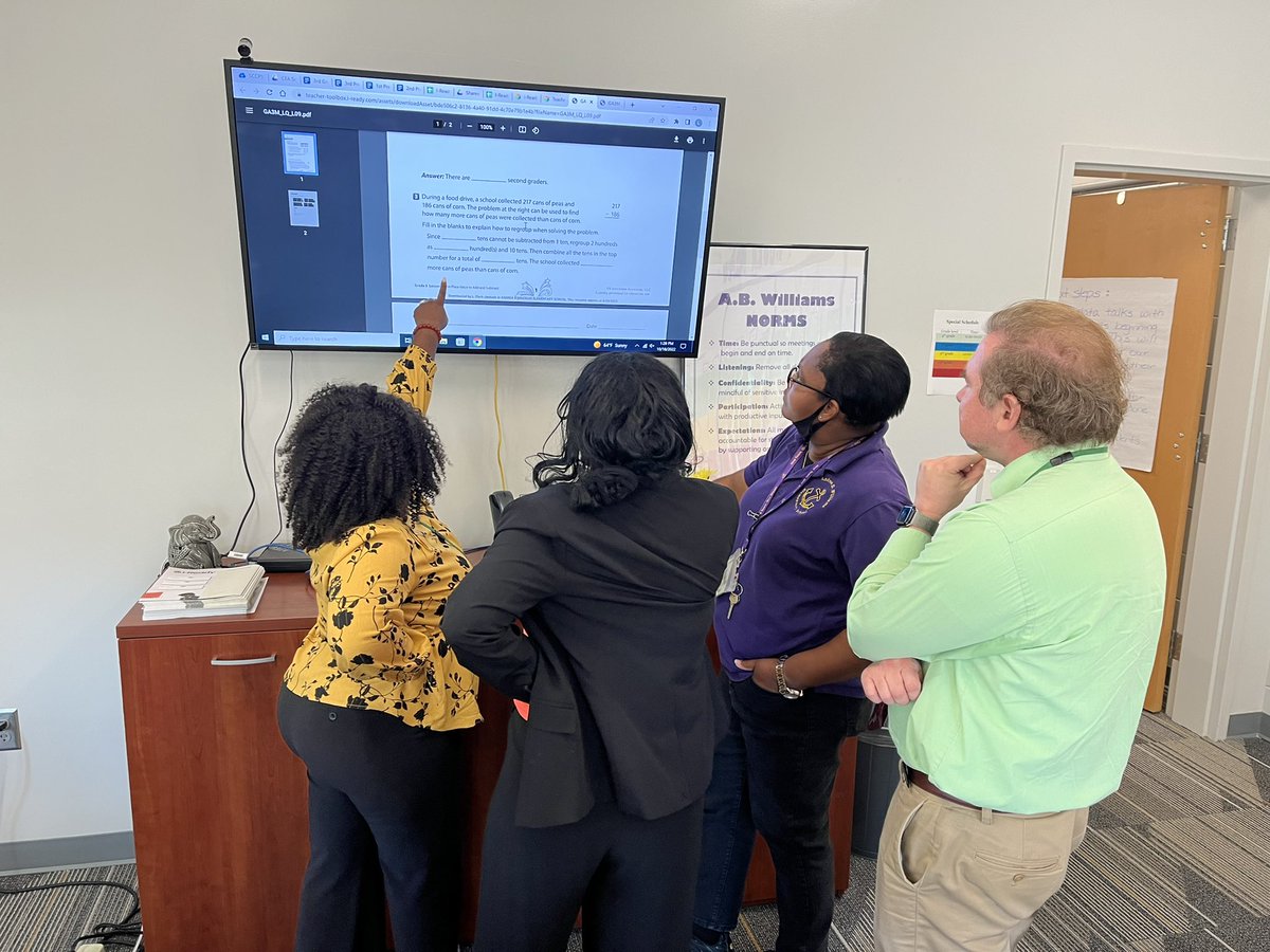 TonyFoy4's tweet photo. Our scholars aren’t the only ones that receive one-on-one and small group instruction. Our AMAZING academic coaches offer the same opportunity to our teachers!!! #HardWorkInAction #TellThemWeAreRising @ReneeEv1446 @purplelove70 @HamptonN2619 @AnnLPGA @ABWilliamsElem1 💜💛 https://t.co/t2favmngD5