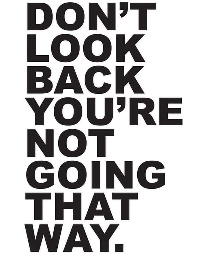 e_concept_hub's tweet photo. Forget your past.
Focus on your future expectations.
#econcept https://t.co/4r5XpNR3gl