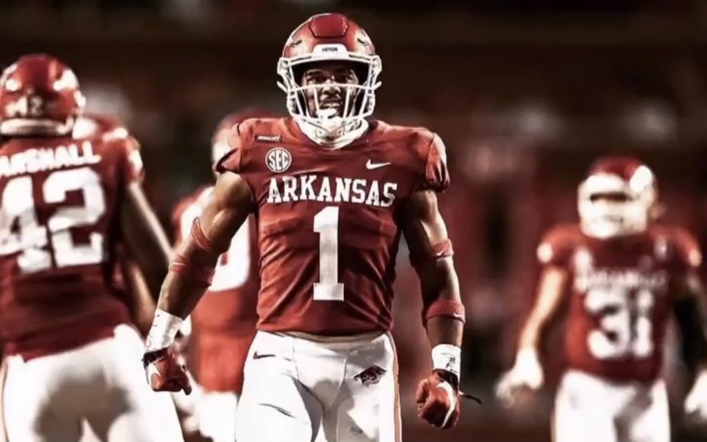 EricBrantleyJr1's tweet photo. #AGTG Blessed to Receive my 30th Offer from Arkansas!! @shelton_felton @CoachDekeAdams https://t.co/bNMJkxL4oP