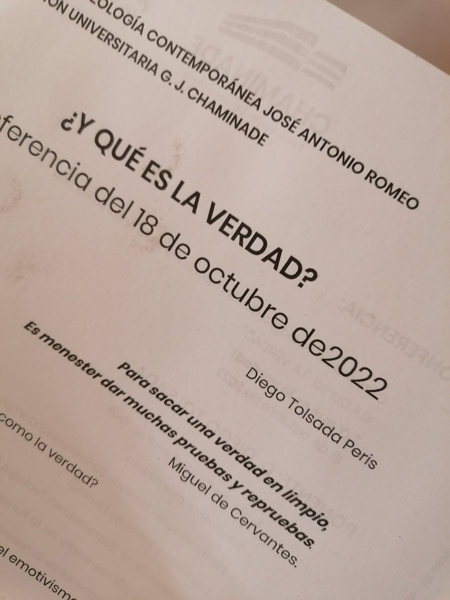 RocaJuanjo's tweet photo. Esta tarde en la cátedra de #teología contemporánea del #CMUChaminade con Diego Tolsada, sm y la conferencia : ¿Y qué es la verdad? https://t.co/fasr5bmW9b