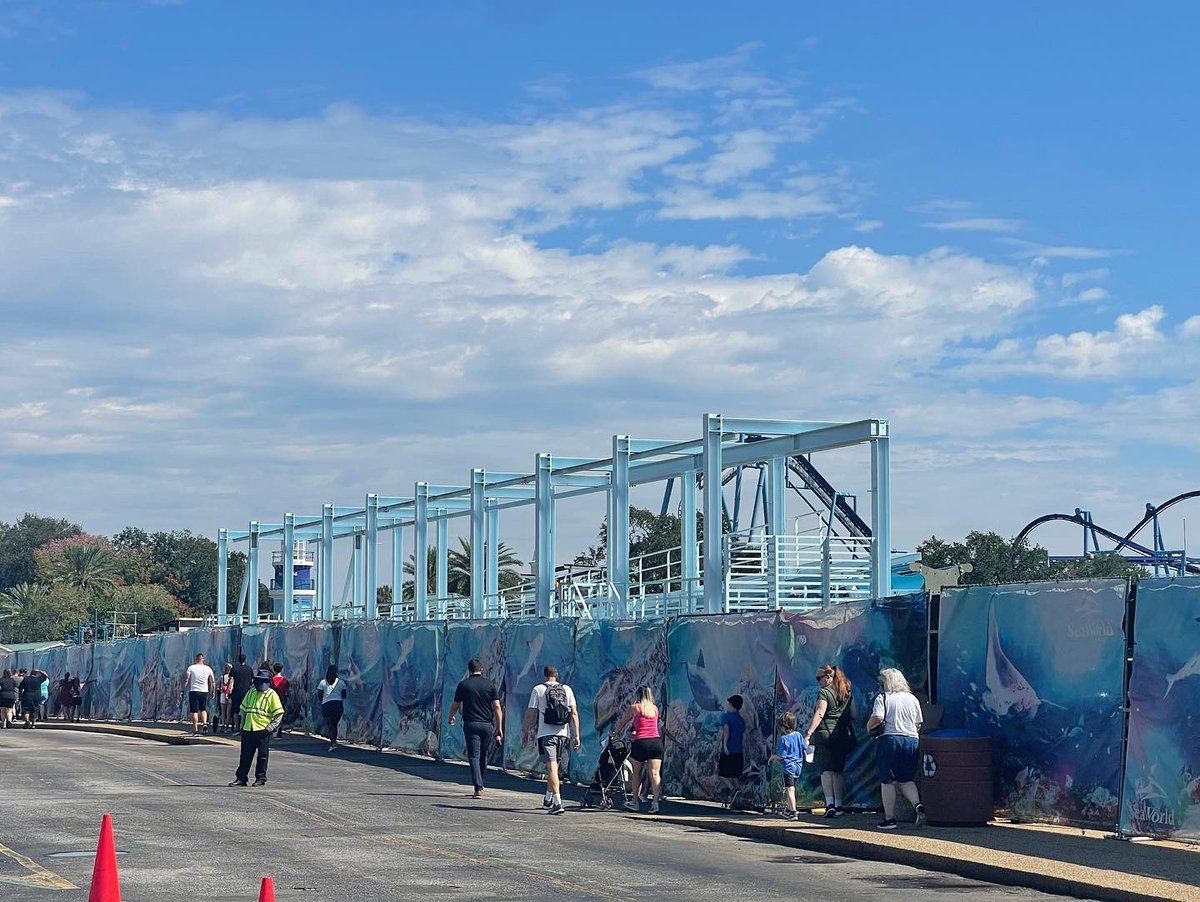 BuckeyeCoaster's tweet photo. Pipeline The Surf Coaster Construction Site π #SeaworldOrlando #SWO2023 #PipelineSWO @seaworldorlando https://t.co/xvZAYINFZL
